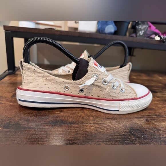 Tan Eyelet Converse size 7 - Picture 7 of 10